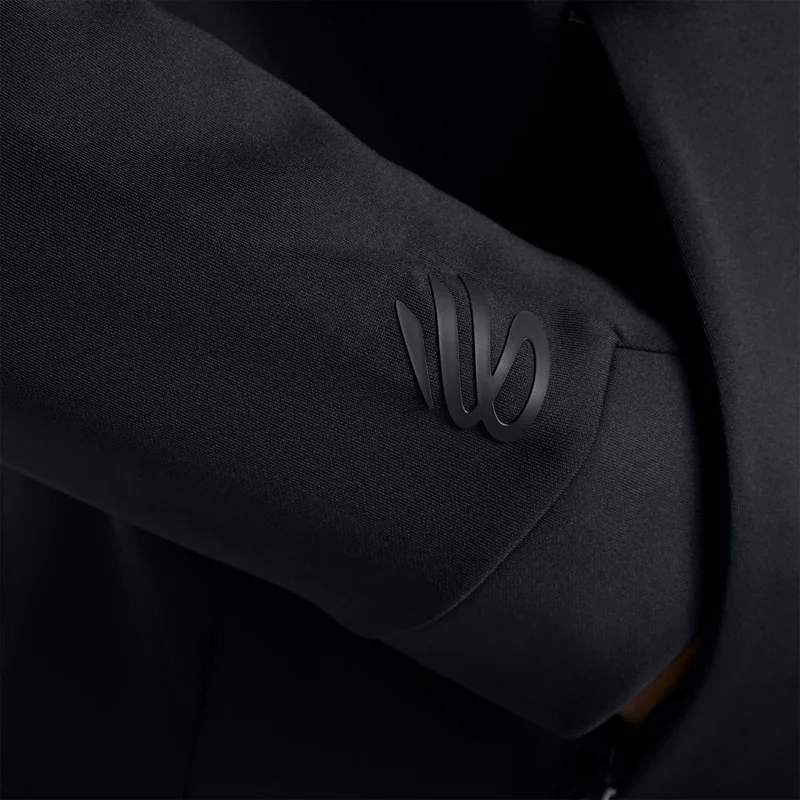 Under Armour Black Men's Curry Travel Jacket for Men | Best Price UAE